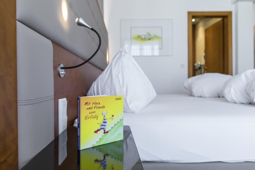 Hotel Goritschnigg เวลเดน อัม เวิร์ทเทอร์ซี ภายนอก รูปภาพ